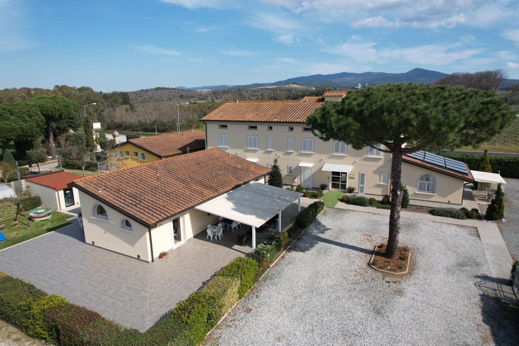 Hotel Residence Vallecorsa Rosignano Marittimo Exterior foto